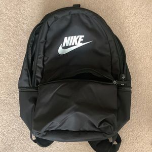 NWOT Nike Adjustable Black Backpack 3 main pockets + 2 water bottle side pockets